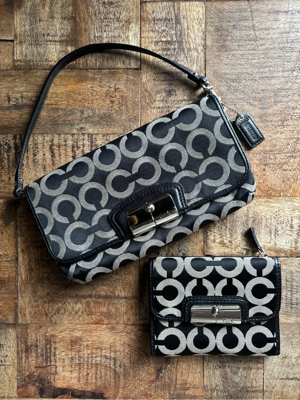 🖤🩶Y2K Kristin Op Art Large Wristlet Mini Bag & Wallet